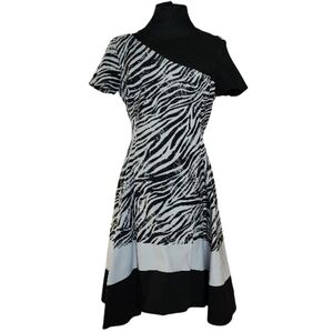 Donna Karan Animal Print Fit and Flare‎ Dress Women's Size 6